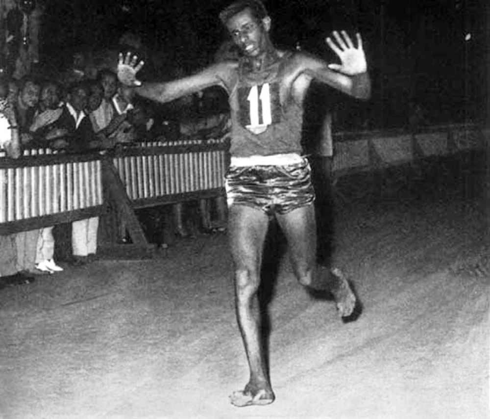 Abebe Bikila — Imagen alternativa