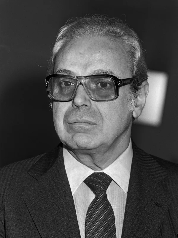 Javier Pérez de Cuéllar — Imagen principal