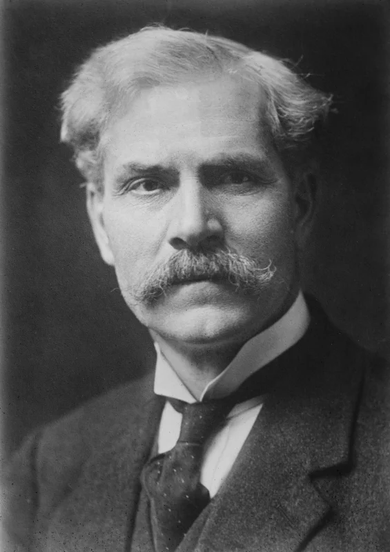 Ramsay MacDonald — Imagen principal