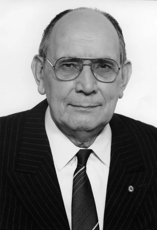 Alfred Neumann — Imagen principal