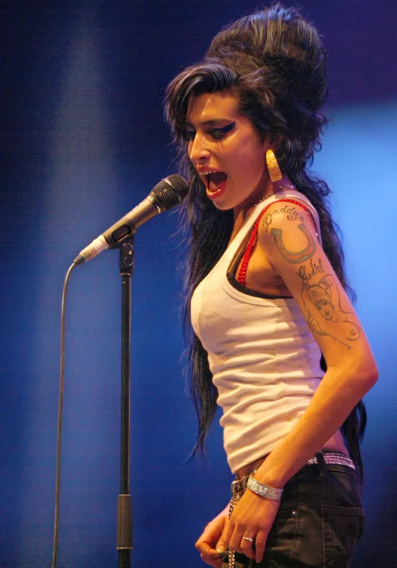 Amy Winehouse — Imagen principal