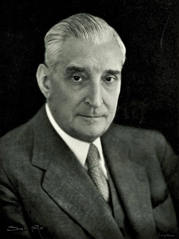 António de Oliveira Salazar — Imagen principal