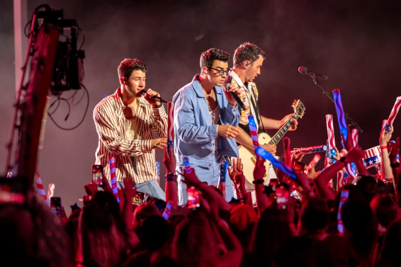 Jonas Brothers — Imagen principal