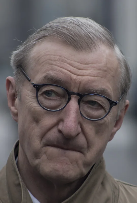 Julian Barnes — Imagen principal