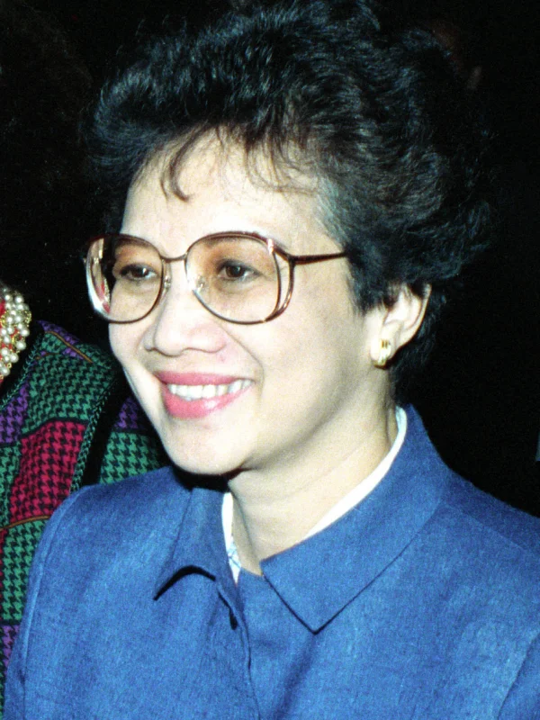 Corazón Aquino — Imagen principal