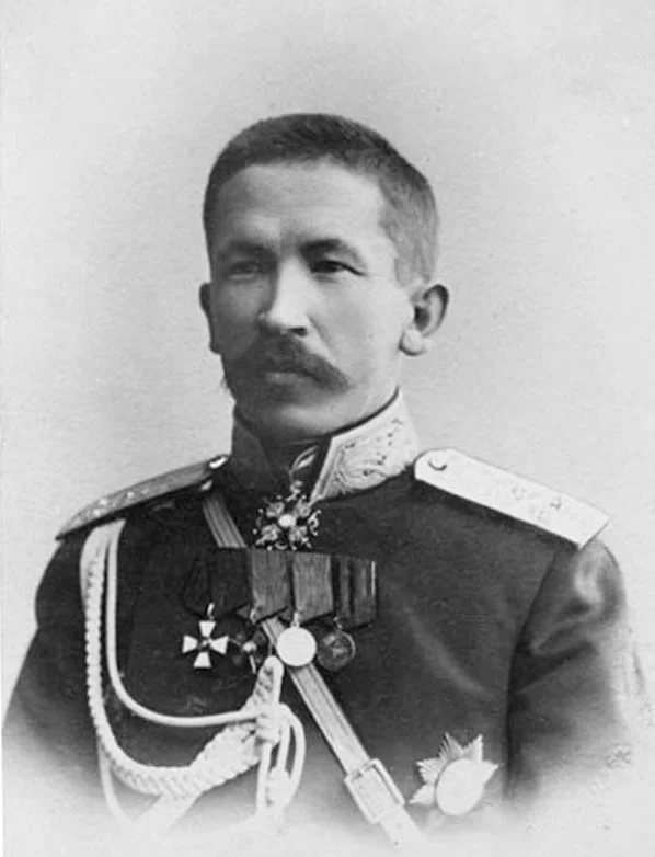 Lavr Kornílov — Imagen principal