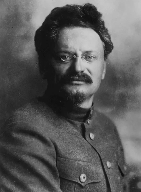 León Trotski — Imagen principal