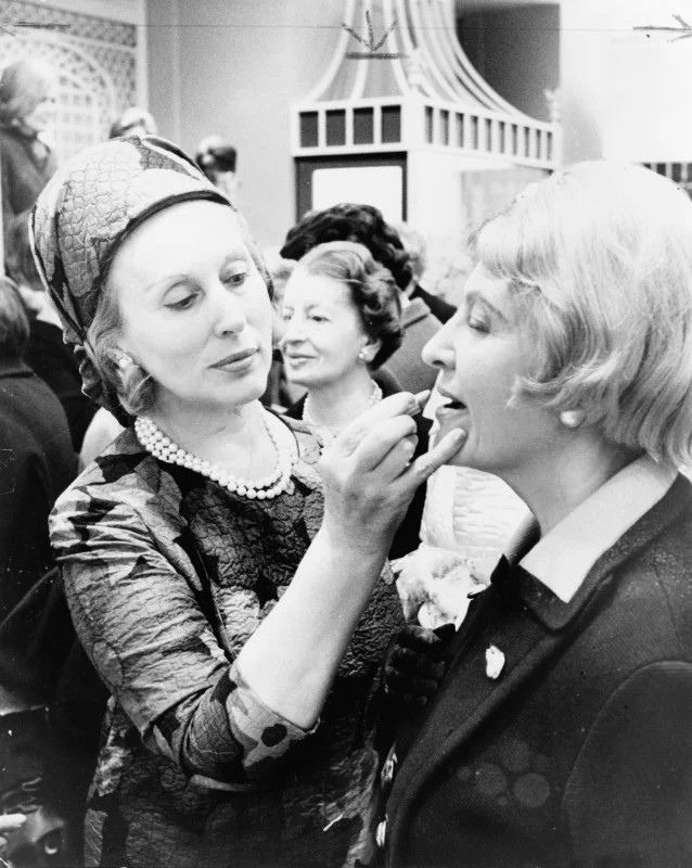 Estée Lauder — Imagen principal
