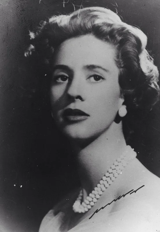 Fabiola de Mora y Aragón — Imagen principal