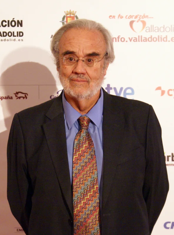 Manuel Gutiérrez Aragón — Imagen principal