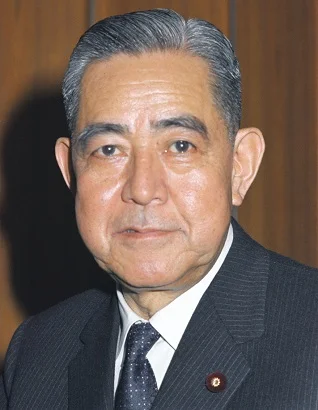 Satō Eisaku — Imagen principal