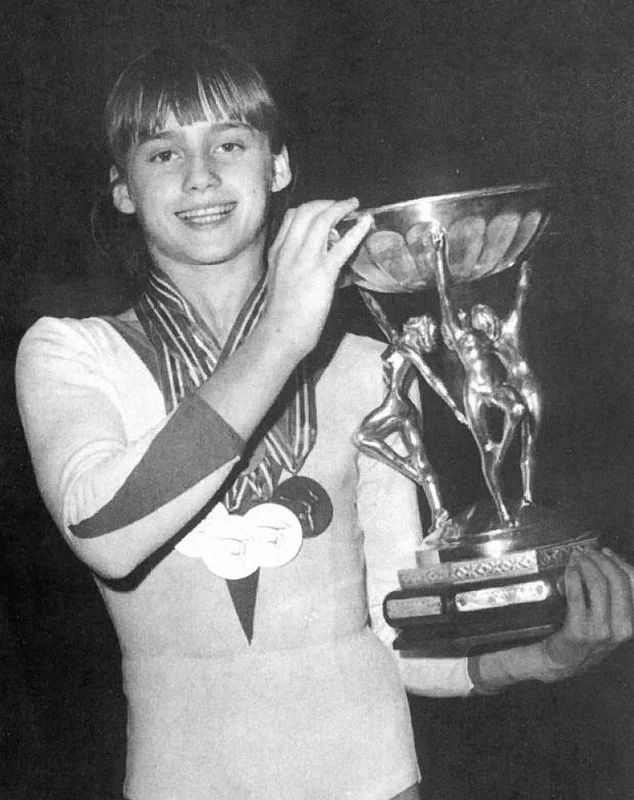 Nadia Comăneci — Imagen principal