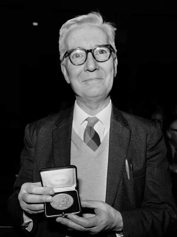 Nikolaas Tinbergen — Imagen principal