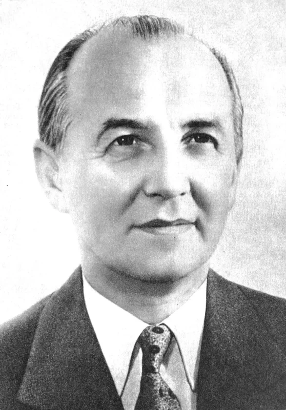 Ramiz Alia — Imagen principal