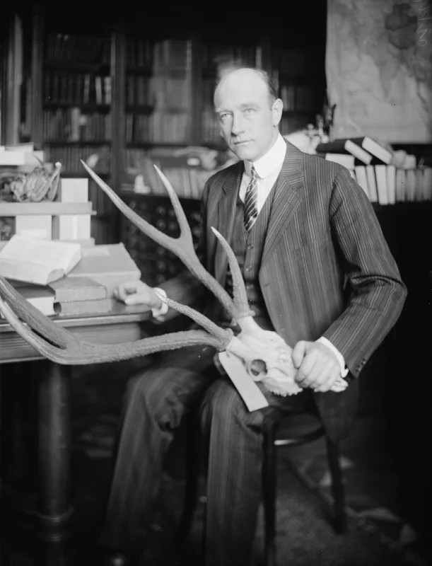 Roy Chapman Andrews — Imagen principal