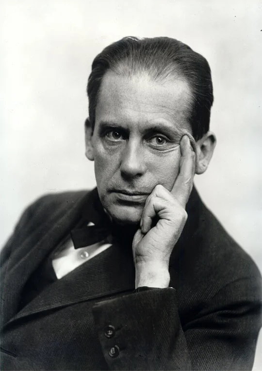 Walter Gropius — Imagen principal