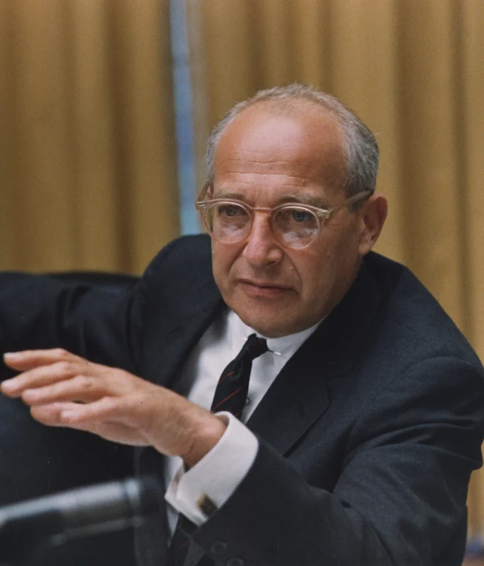 Walter Whitman Rostow — Imagen principal