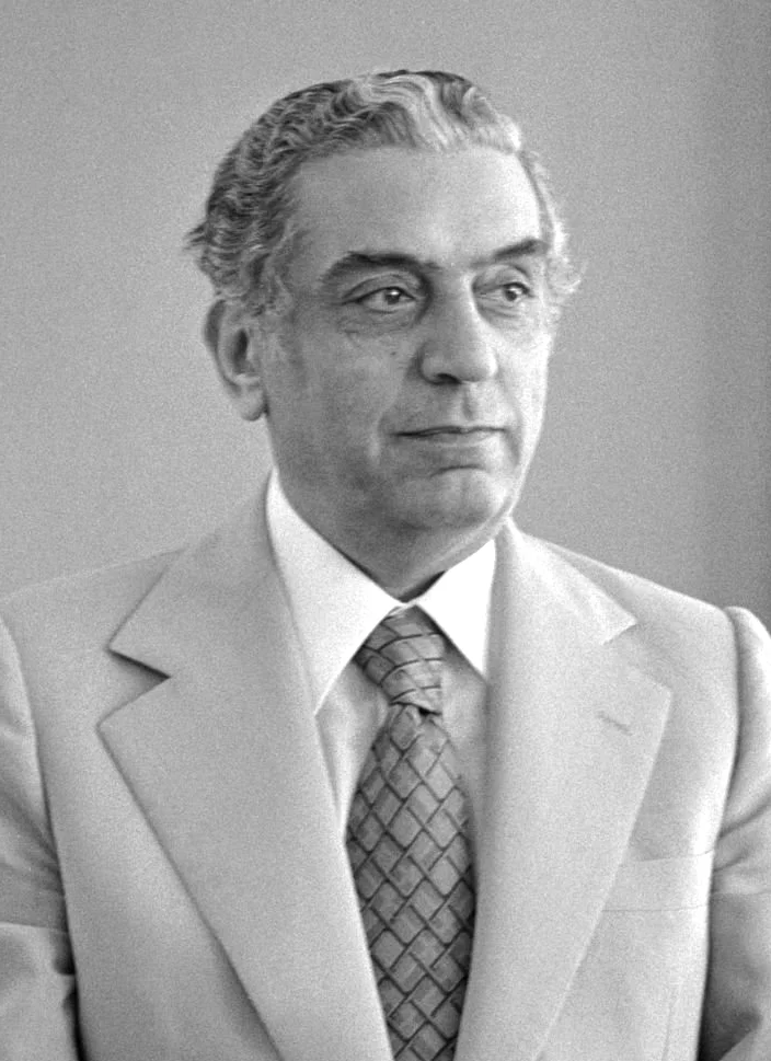 Elias Sarkis — Imagen principal