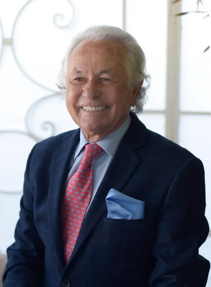 Palomo Linares — Imagen principal