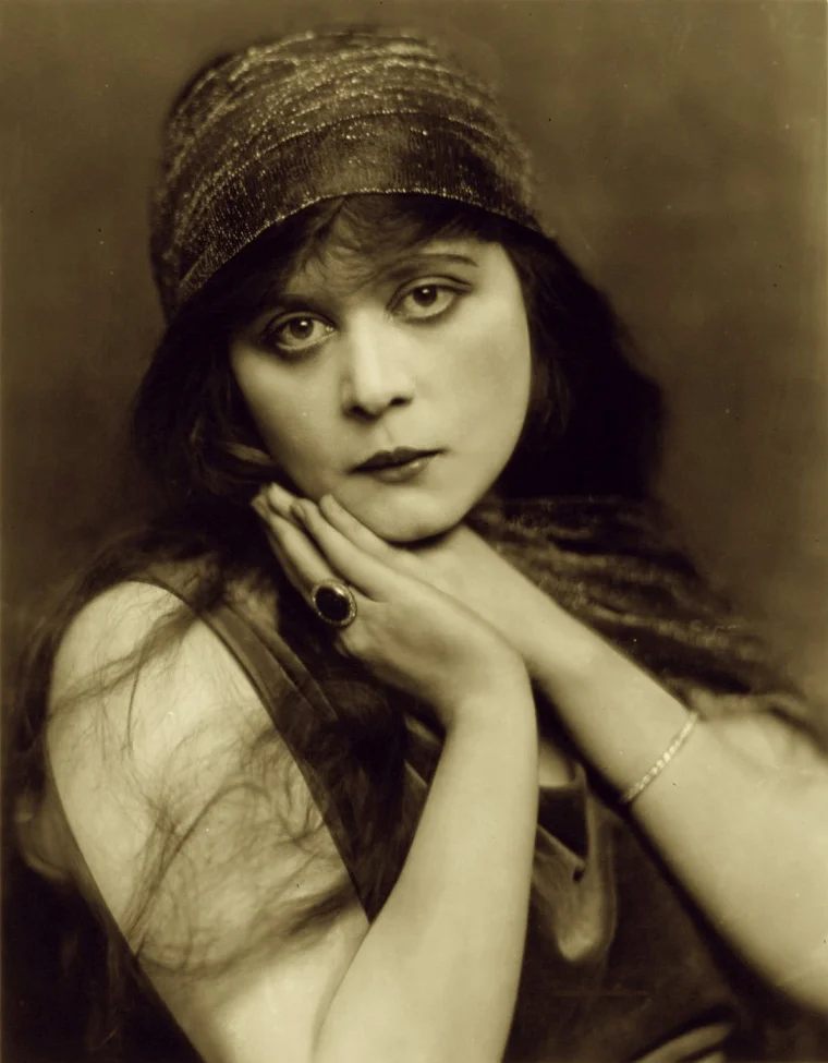 Theda Bara — Imagen principal