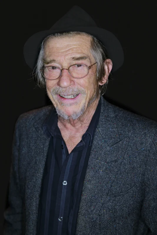 John Hurt — Imagen principal