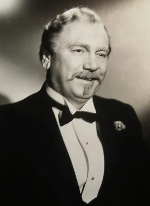 John Alexander — Imagen principal