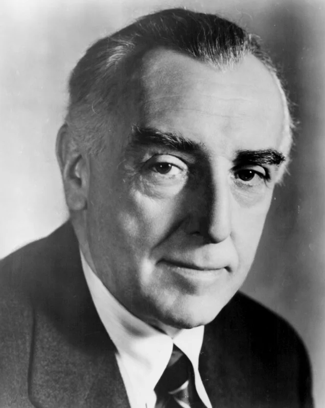 Walter Hampden — Imagen principal