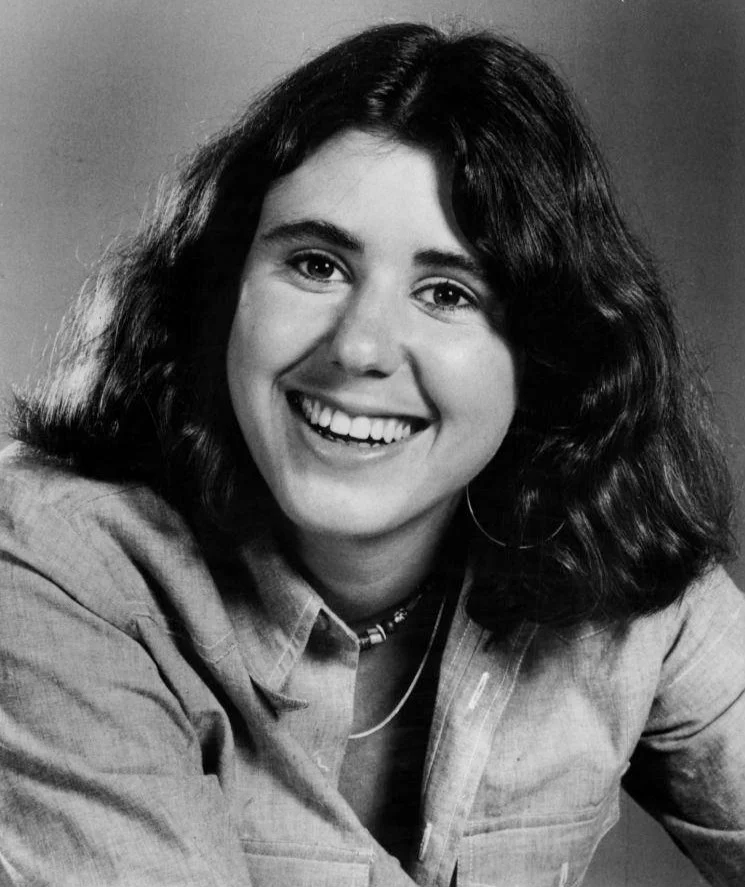 Julie Kavner — Imagen principal
