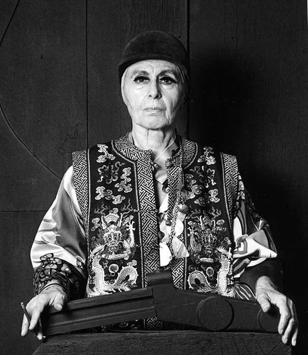 Louise Nevelson — Imagen principal