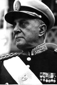 Roberto Eduardo Viola — Imagen principal