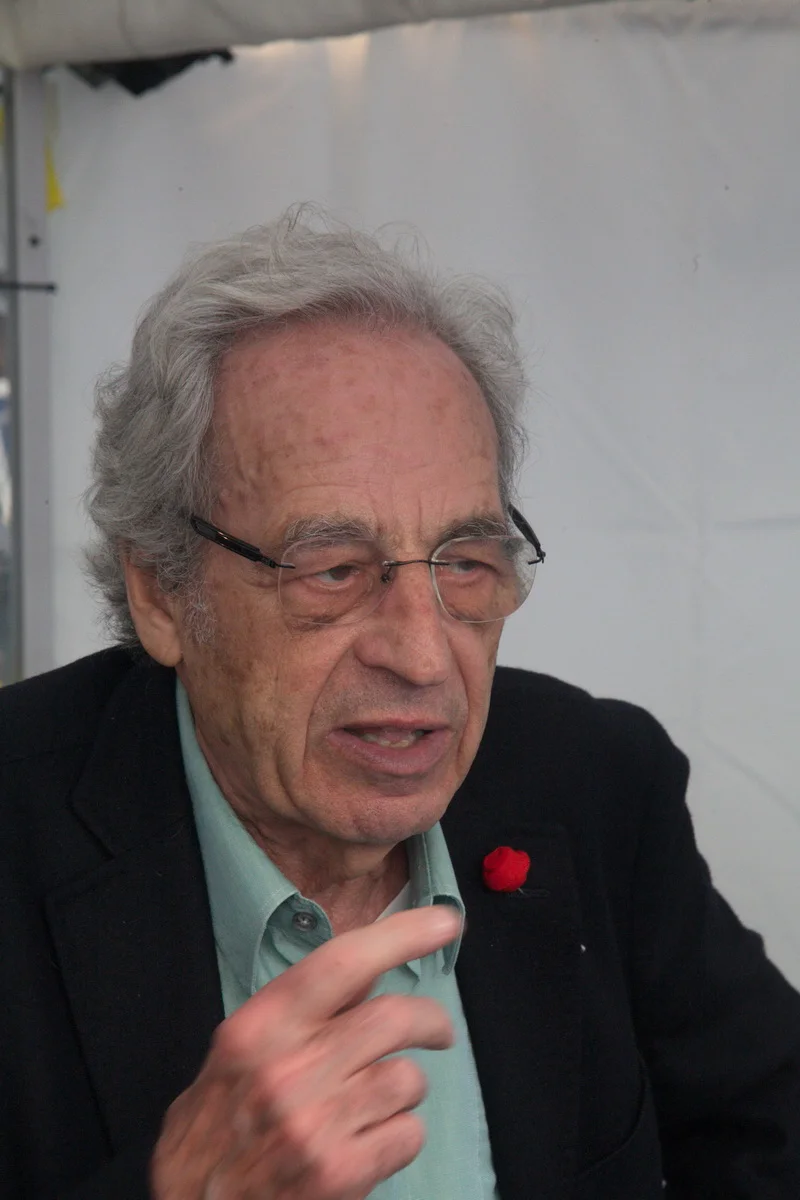 Salvador Giner — Imagen principal