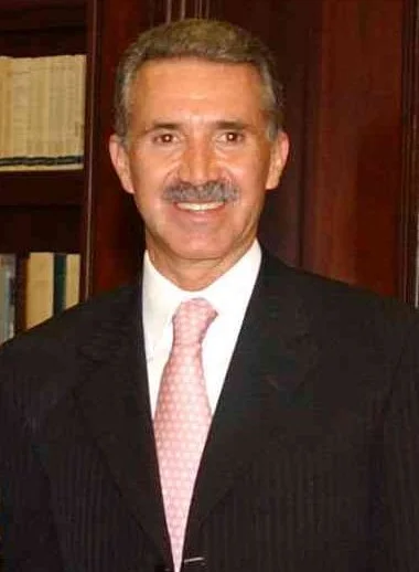 Roberto Madrazo — Imagen principal