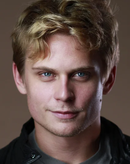 Billy Magnussen — Imagen principal