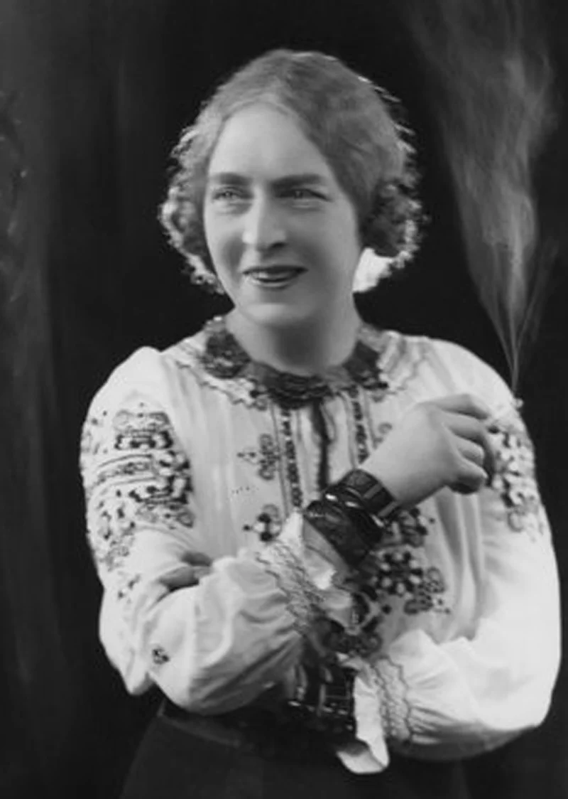 Laura Knight — Imagen principal
