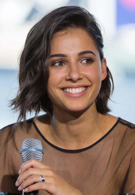 Naomi Scott — Imagen principal