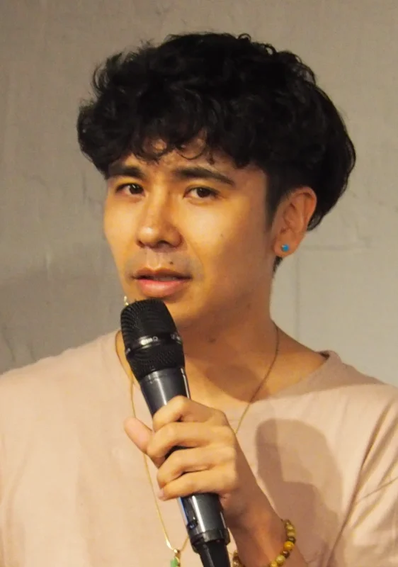 Ocean Vuong — Imagen principal