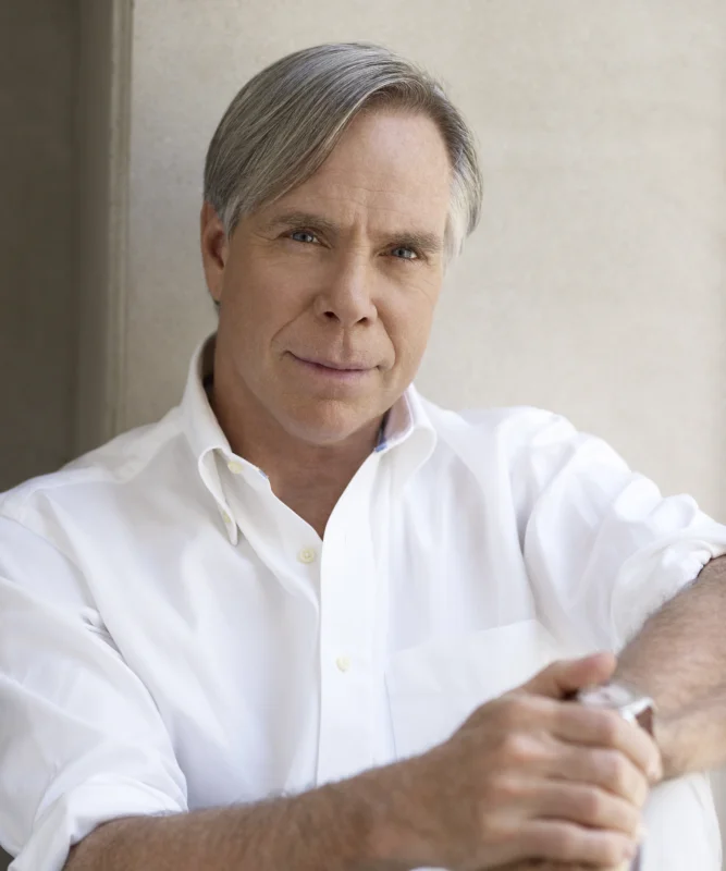 Tommy Hilfiger — Imagen principal