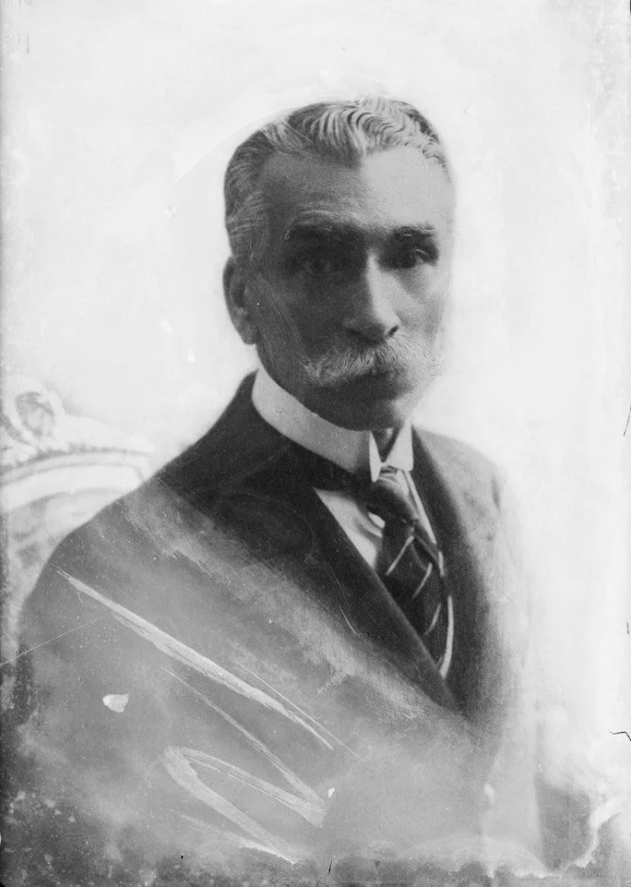 Alfredo Baquerizo Moreno — Imagen principal