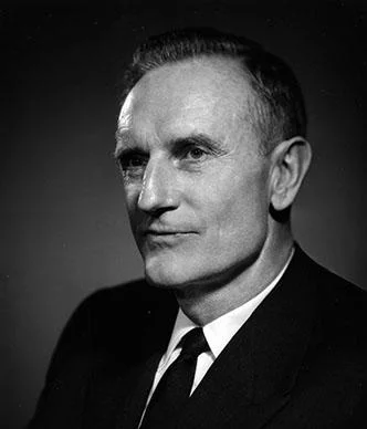 John D. Rockefeller III — Imagen principal