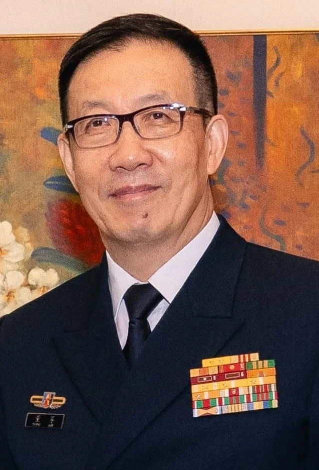 Dong Jun — Imagen principal